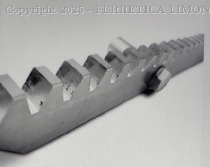 CREMALLERA P/MOTOR DE PORTON CON TORNILLOS 12X30MM X METRO #847/CTO1E